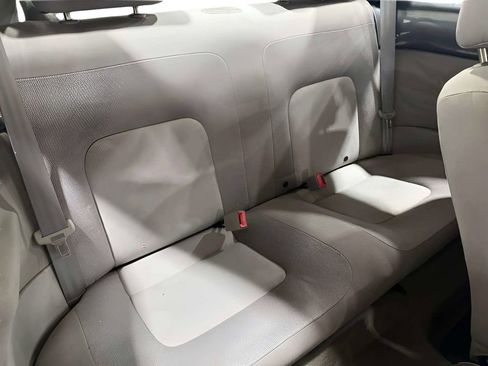 Used 2003 Volkswagen Beetle GLS FWD image 14