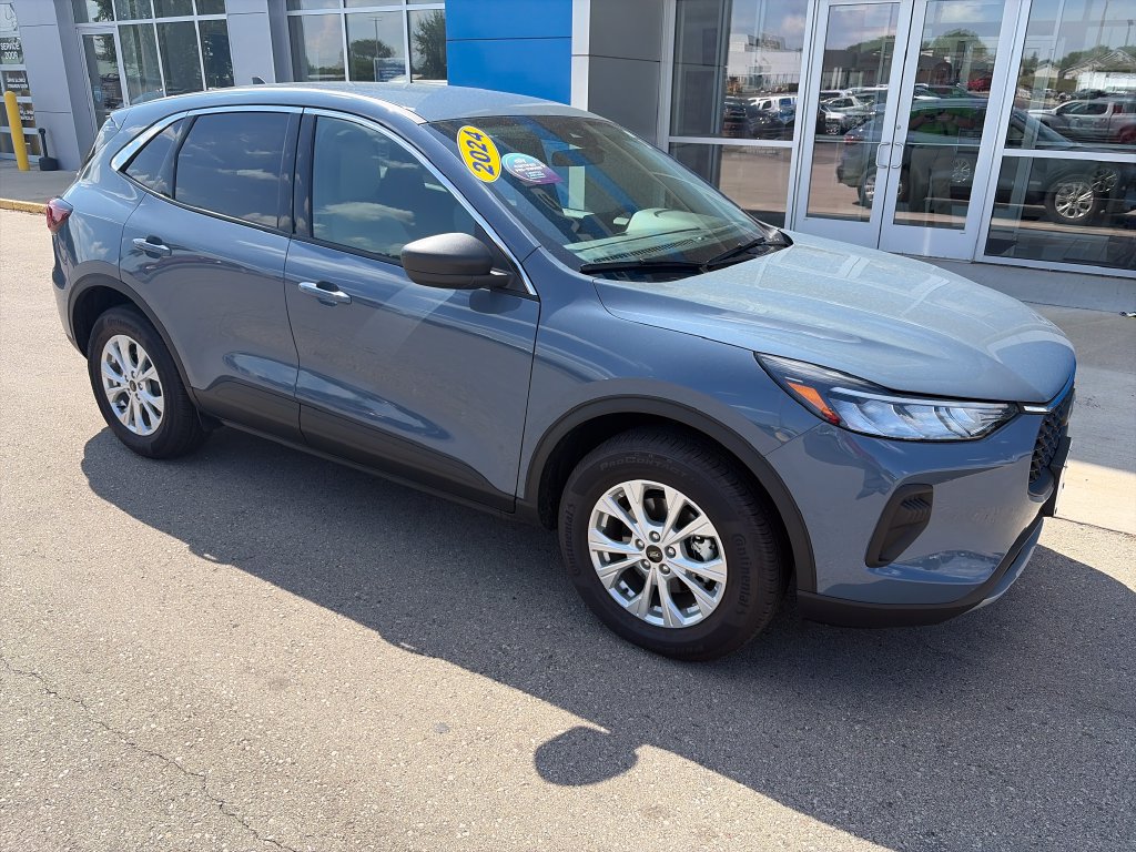 Used 2024 Ford Escape Active AWD/4WD image 5