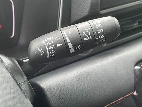 Used 2025 Honda Pilot Sport image 21