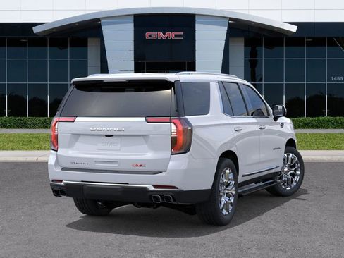 New 2026 GMC Yukon Denali image 4