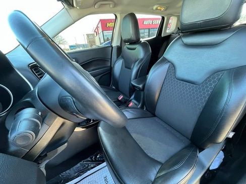 Used 2018 Jeep Compass Altitude image 20