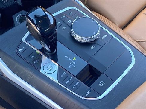 Used 2021 BMW 430i Coupe w/ Convenience Package image 29