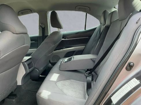 Used 2020 Toyota Camry LE w/ Carpet Mat Package image 14