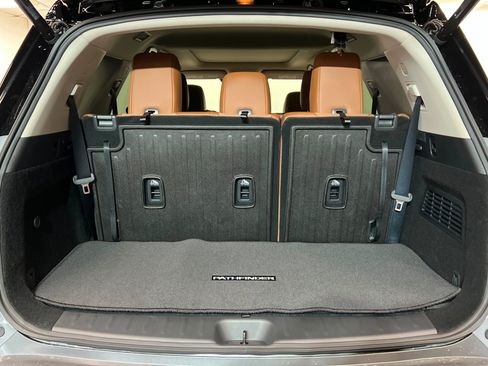 New 2026 Nissan Pathfinder Platinum image 23