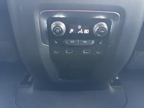 Used 2021 GMC Yukon Denali w/ Denali Ultimate Package image 21