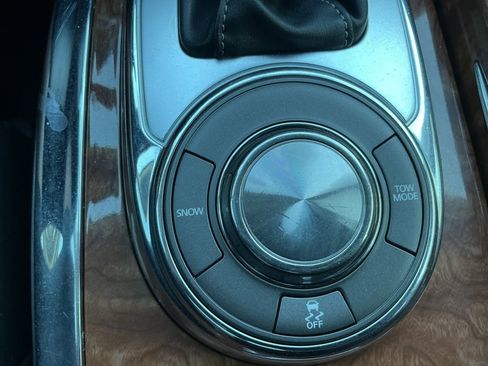 Used 2019 INFINITI QX80 Luxe image 13