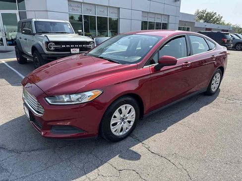 Used 2013 Ford Fusion S FWD image 2