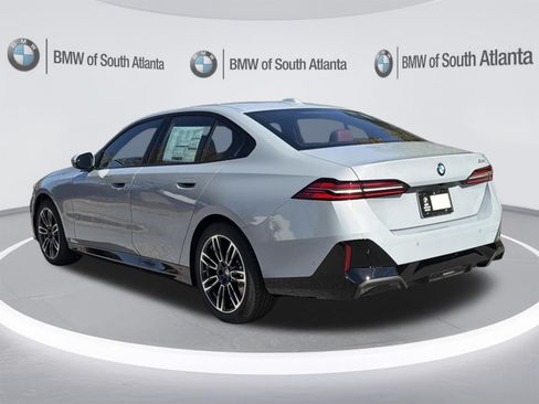 New 2026 BMW 530i w/ M Sport Package RWD image 25