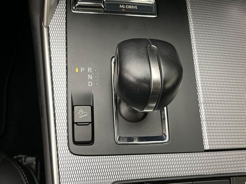 Certified 2024 MAZDA CX-90 3.3 Turbo w/ Preferred Plus AWD/4WD image 25
