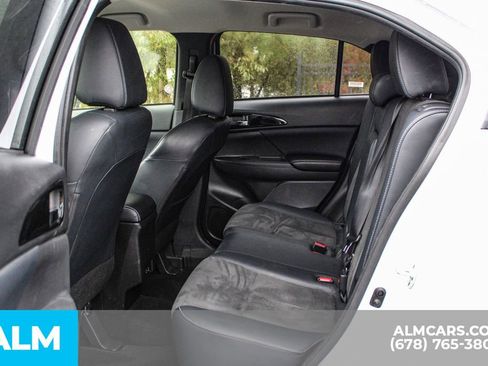 Used 2024 Mitsubishi Eclipse Cross SE image 18