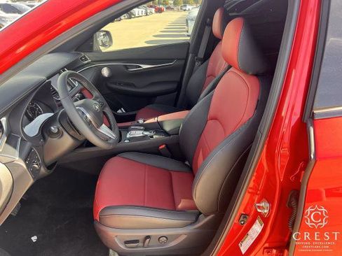 Certified 2025 INFINITI QX50 Sport image 23