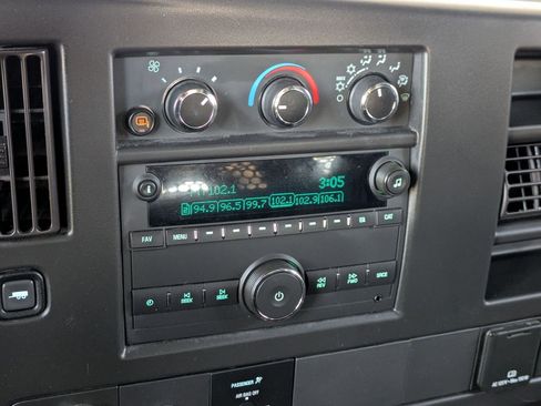 Used 2024 Chevrolet Express 2500 w/ Driver Convenience Package RWD image 19