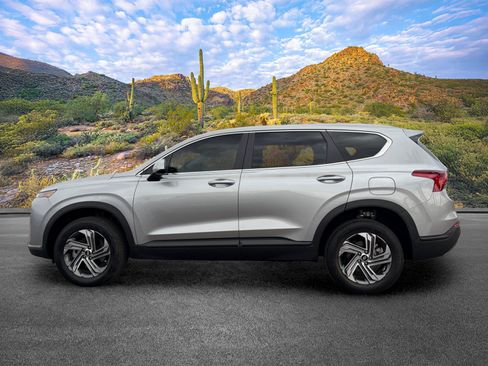 Used 2023 Hyundai Santa Fe SE w/ Cargo Package AWD/4WD image 7