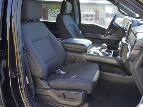 Certified 2025 Ford F150 XLT w/ Equipment Group 302A MID image 31