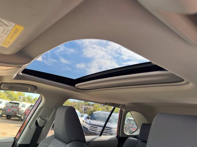 Used 2019 Toyota RAV4 XLE w/ Convenience Package AWD/4WD image 27