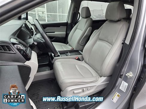 Used 2021 Honda Odyssey Touring image 5