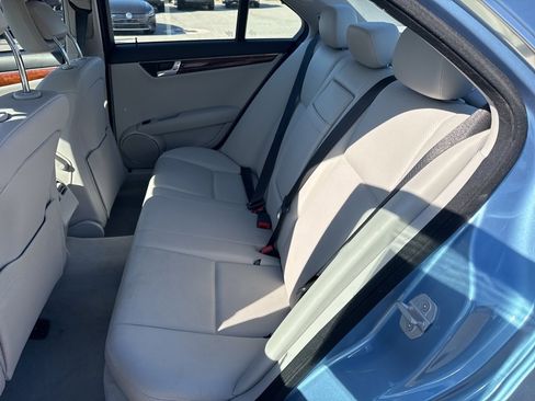 Used 2010 Mercedes-Benz C 300 Sedan image 15