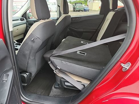 Used 2022 Ford Escape SE w/ Cold Weather Package AWD/4WD image 29