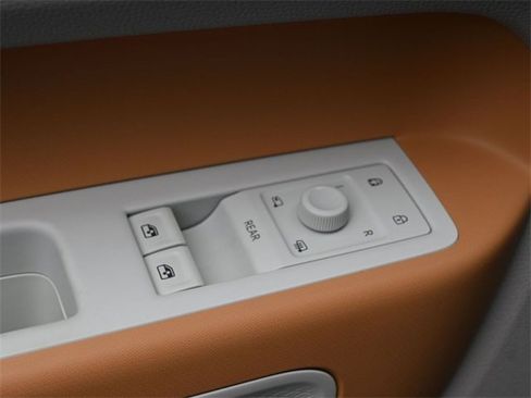 New 2025 Volkswagen ID. Buzz 1st Edition image 13