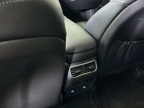 Used 2022 Hyundai Santa Fe SEL w/ Convenience + Premium Package FWD image 27