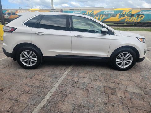 Used 2017 Ford Edge SEL w/ Equipment Group 201A AWD/4WD image 9