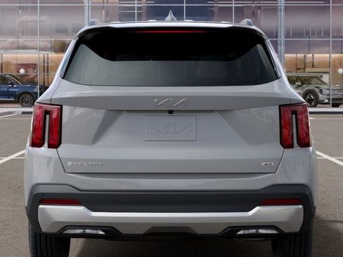 New 2026 Kia Sorento S image 13