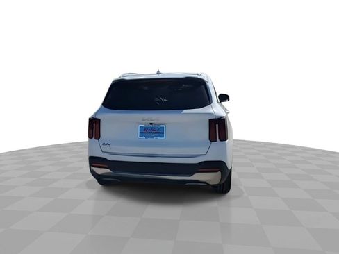 Used 2025 Kia Sorento EX w/ Panoramic Sunroof Package image 7
