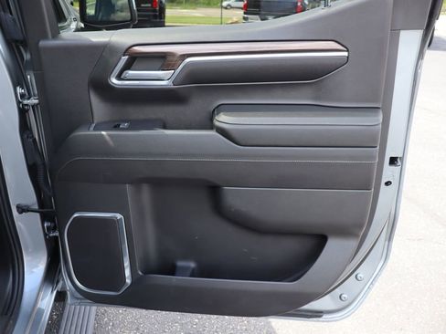 Used 2023 Chevrolet Silverado 1500 LT AWD/4WD image 24