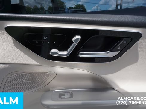 Used 2023 Mercedes-Benz C 300 Sedan image 48
