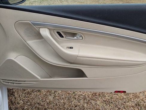 Used 2013 Volkswagen Eos Komfort image 29