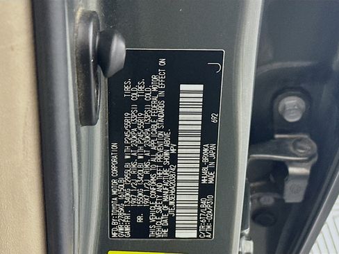 Used 2010 Toyota Highlander Limited image 12