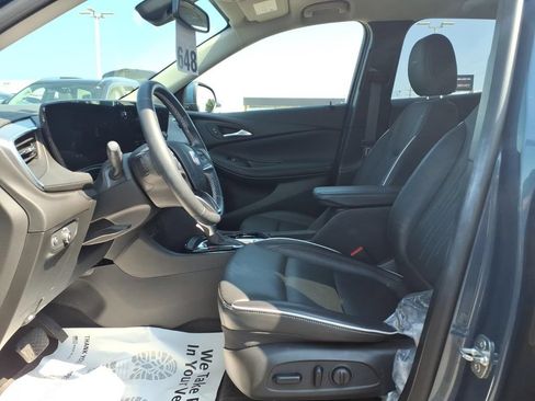 Used 2024 Buick Encore GX Avenir w/ Avenir Convenience Package FWD image 12