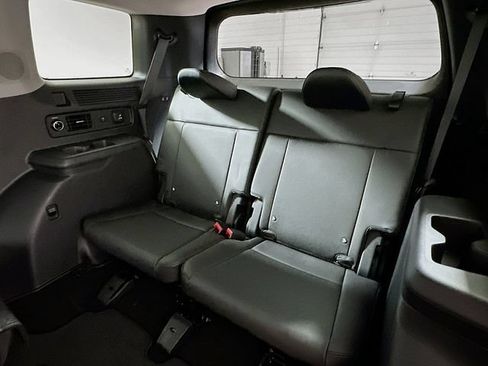 Used 2026 Hyundai Santa Fe Limited AWD/4WD image 19
