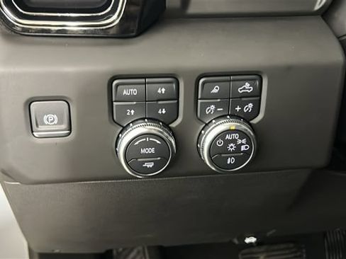 Used 2025 GMC Sierra 1500 AT4X AWD/4WD image 19
