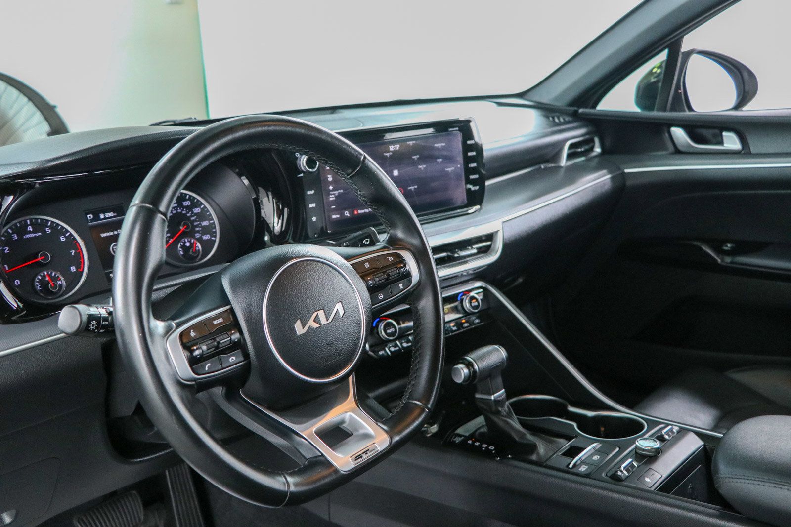 Used 2024 Kia K5 GT-Line w/ GT-Line Premium Package FWD image 22