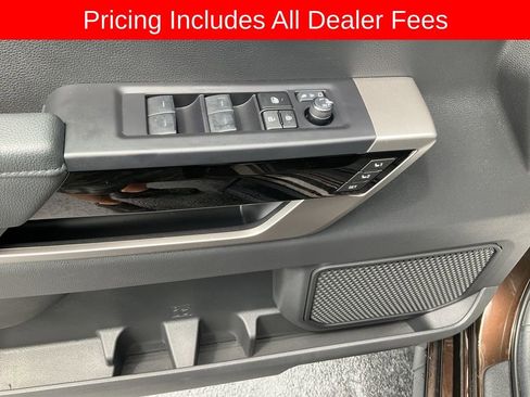 Used 2024 Toyota Tundra Limited w/ TRD Off-Road Package AWD/4WD image 4