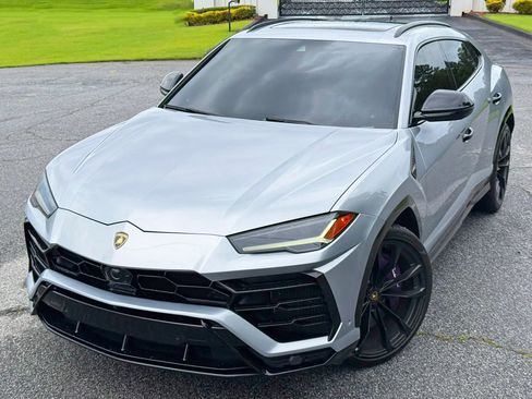 Used 2019 Lamborghini Urus AWD/4WD image 3