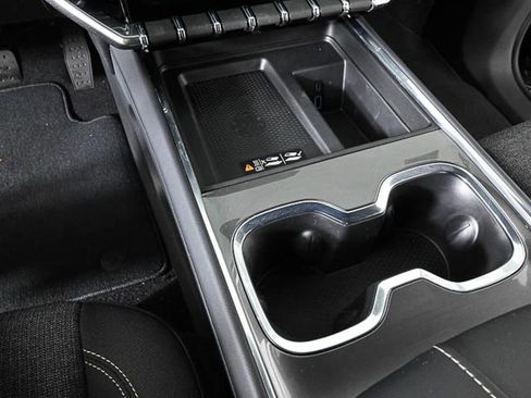 New 2025 GMC Acadia Elevation image 18