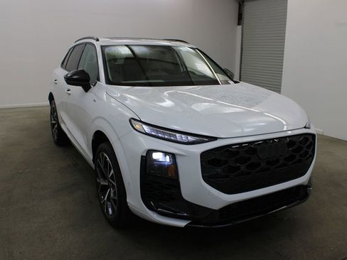 New 2026 Audi Q3 quattro 2.0T image 6