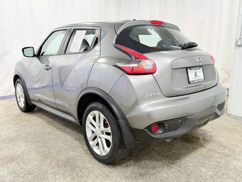 Used 2016 Nissan Juke S FWD image 6