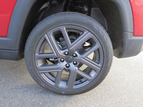 New 2026 Jeep Compass Latitude image 11