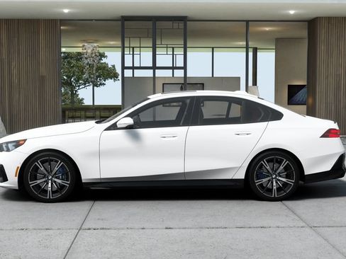 New 2027 BMW 530i w/ M Sport Package RWD image 4