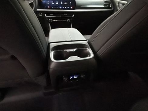 Used 2026 Chevrolet Traverse LT w/ Driver Confidence Package image 20