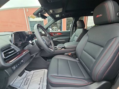 New 2026 Chevrolet Traverse Z71 w/ Enhanced Driving Package AWD/4WD image 21