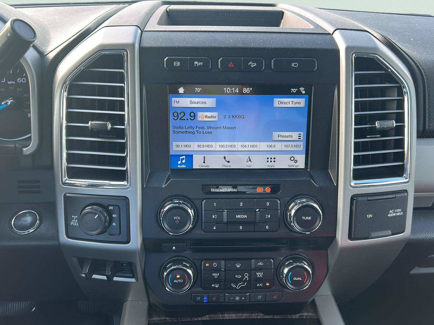 Used 2017 Ford F250 Lariat w/ Lariat Ultimate Package AWD/4WD image 8