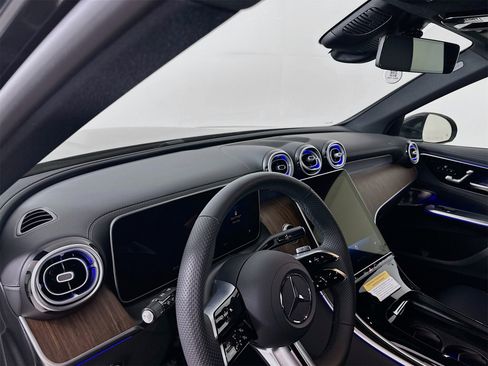 Certified 2025 Mercedes-Benz GLC 300 GLC 300 image 10