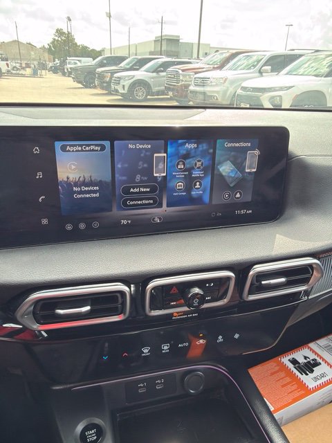 Used 2026 Nissan Sentra SR w/ Floor Mat Package FWD image 10
