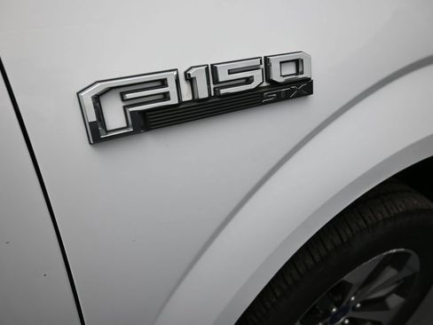 Used 2019 Ford F150 XL w/ Equipment Group 101A Mid AWD/4WD image 18