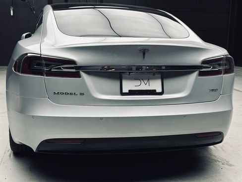 Used 2018 Tesla Model S 100D AWD/4WD image 16