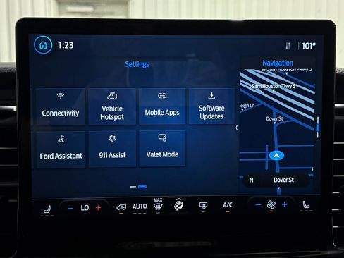 Used 2023 Ford Transit 350 XLT AWD/4WD image 15